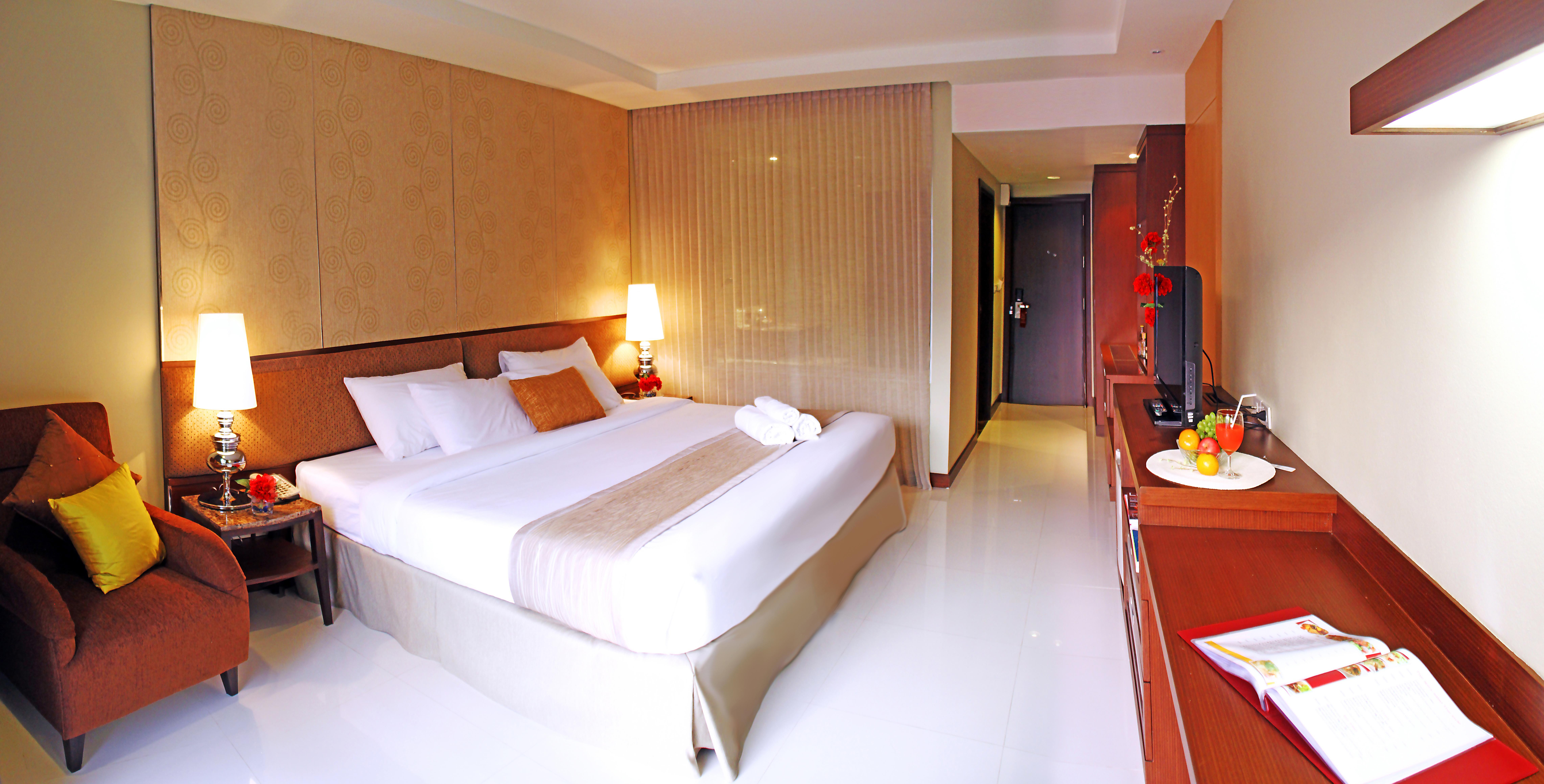 Intimate Hotel Pattaya - Sha Extra Plus Exterior foto