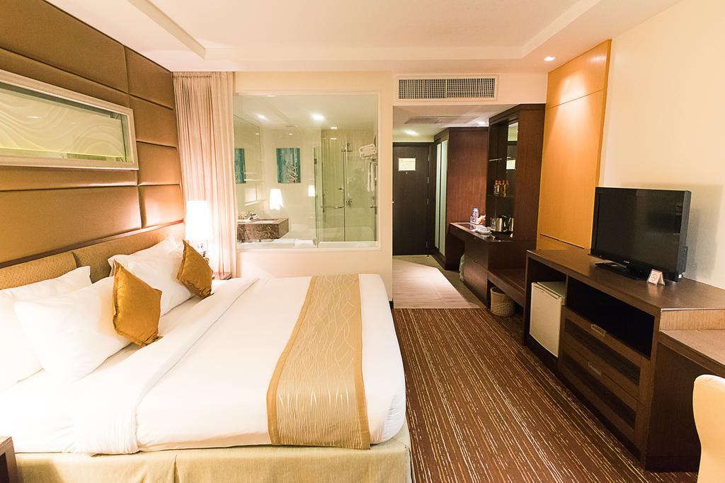 Intimate Hotel Pattaya - Sha Extra Plus Exterior foto