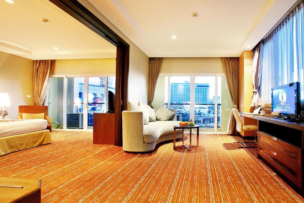 Intimate Hotel Pattaya - Sha Extra Plus Quarto foto